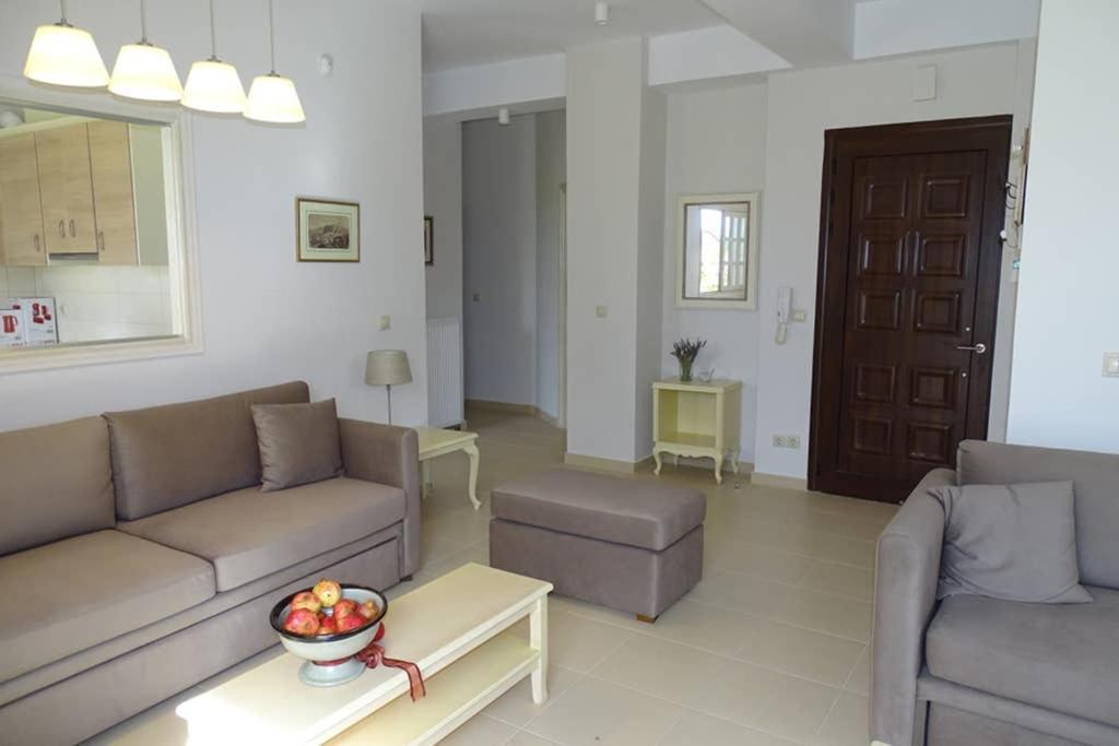 New, Modern, Bright And Independent Apartment 83 M2, With Garden, 5Min To The Beach And The City Center กาลามาตา ภายนอก รูปภาพ
